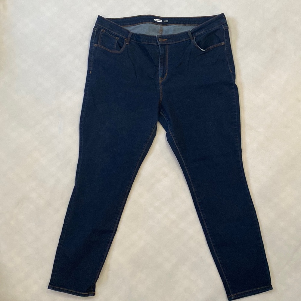 Old Navy dark blue denim skinny jeans